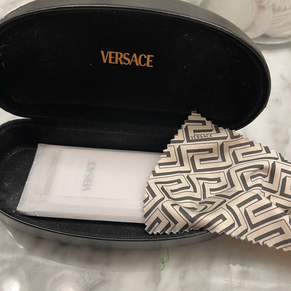 Versace sunglasses main image 4